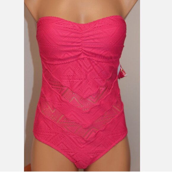 NWT Jessica Simpson Swimsuit 1 one piece Crochet Sz S Strap Passion - Picture 1 of 3